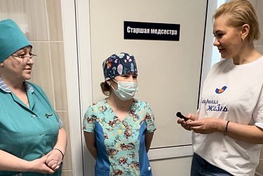 Екатерина Калегина привезла в орскую больницу питьевую воду